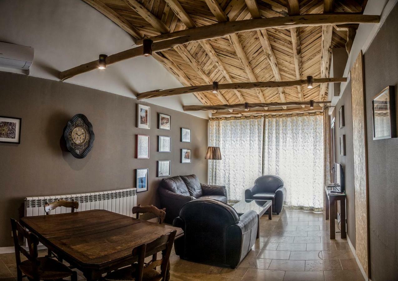 Apartamentos Rurales De La Sexma Del Sabinar Corduente Exterior photo